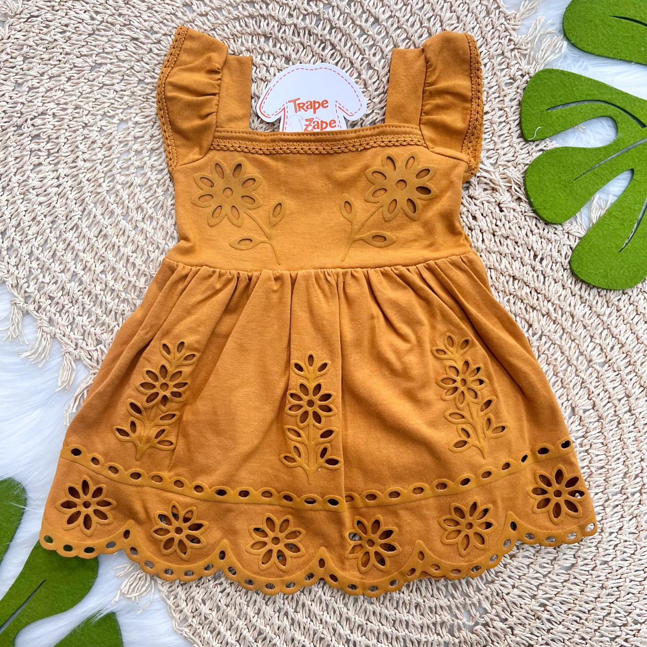 Vestido Flores em Lese - Caramelo